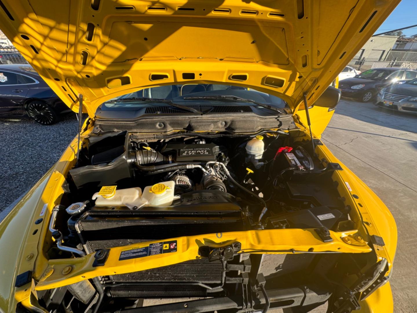 2004 Yellow /black Dodge Ram 1500 (1D7HA16D54J) , located at 2190 Hwy 95, Bullhead City, AZ, 86442, (928) 704-0060, 0.000000, 0.000000 - 2004 Dodge Ram SLT Bumblebee edition. Bright yellow with a black leather interior with yellow trim. This limited Bumblebee edition truck will sure turn heads. Hemi engine. 20 in wheels . *1 owner. matching tonneau cover. In excellent shape. 2004 Dodge Ram 1500 Rumble Bee. It is a limited edition tru - Photo#16